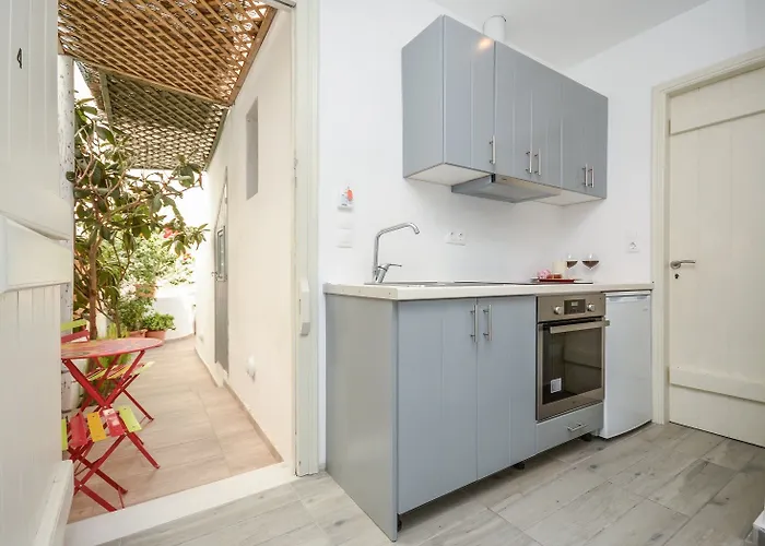 Depis Apartment Naxos City